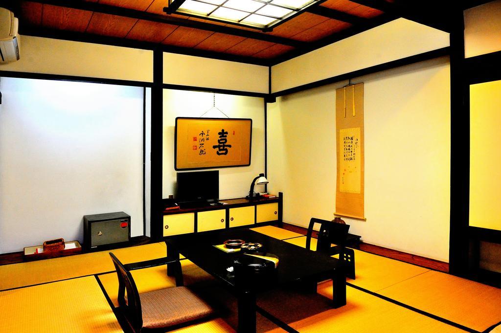 Ryugon Hotel Minamiuonuma Bagian luar foto